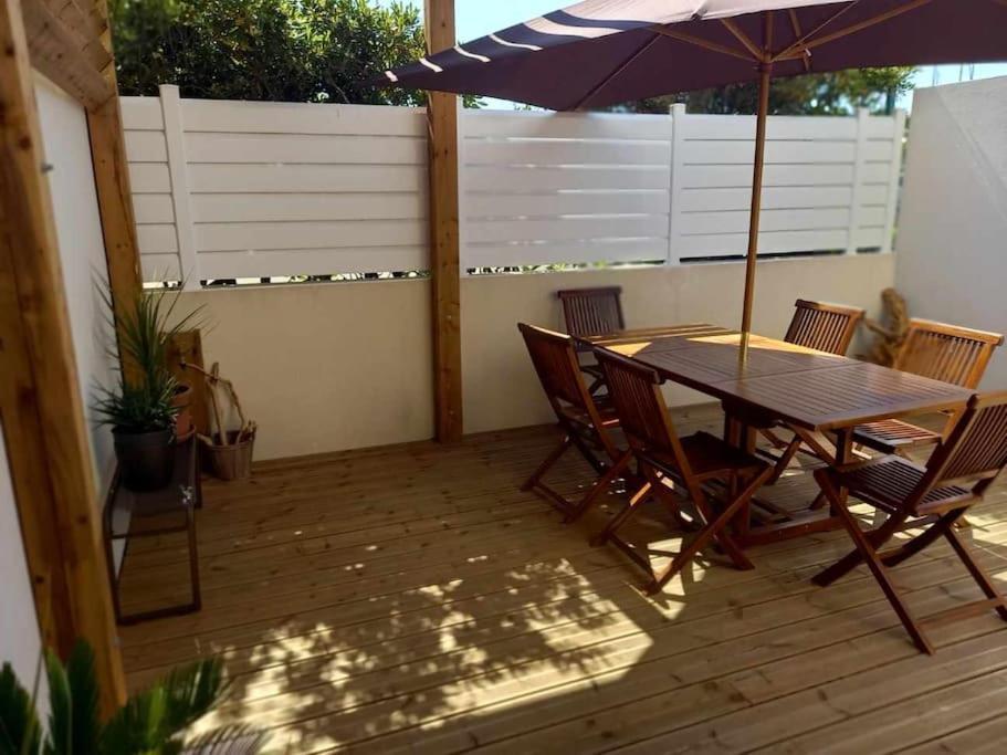 Appartement 100 M2 Terrasse Piscine Gruissan Buitenkant foto