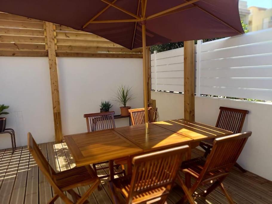 Appartement 100 M2 Terrasse Piscine Gruissan Buitenkant foto